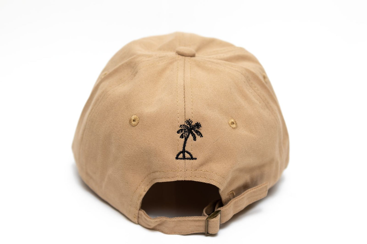 Gorras Mar&Cuyá de color café claro